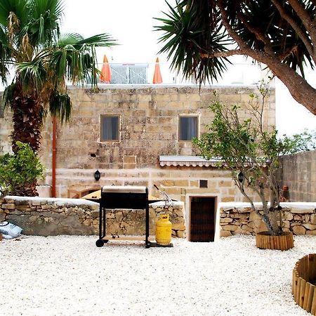 Anna Karistu Accommodation Kerċem Εξωτερικό φωτογραφία