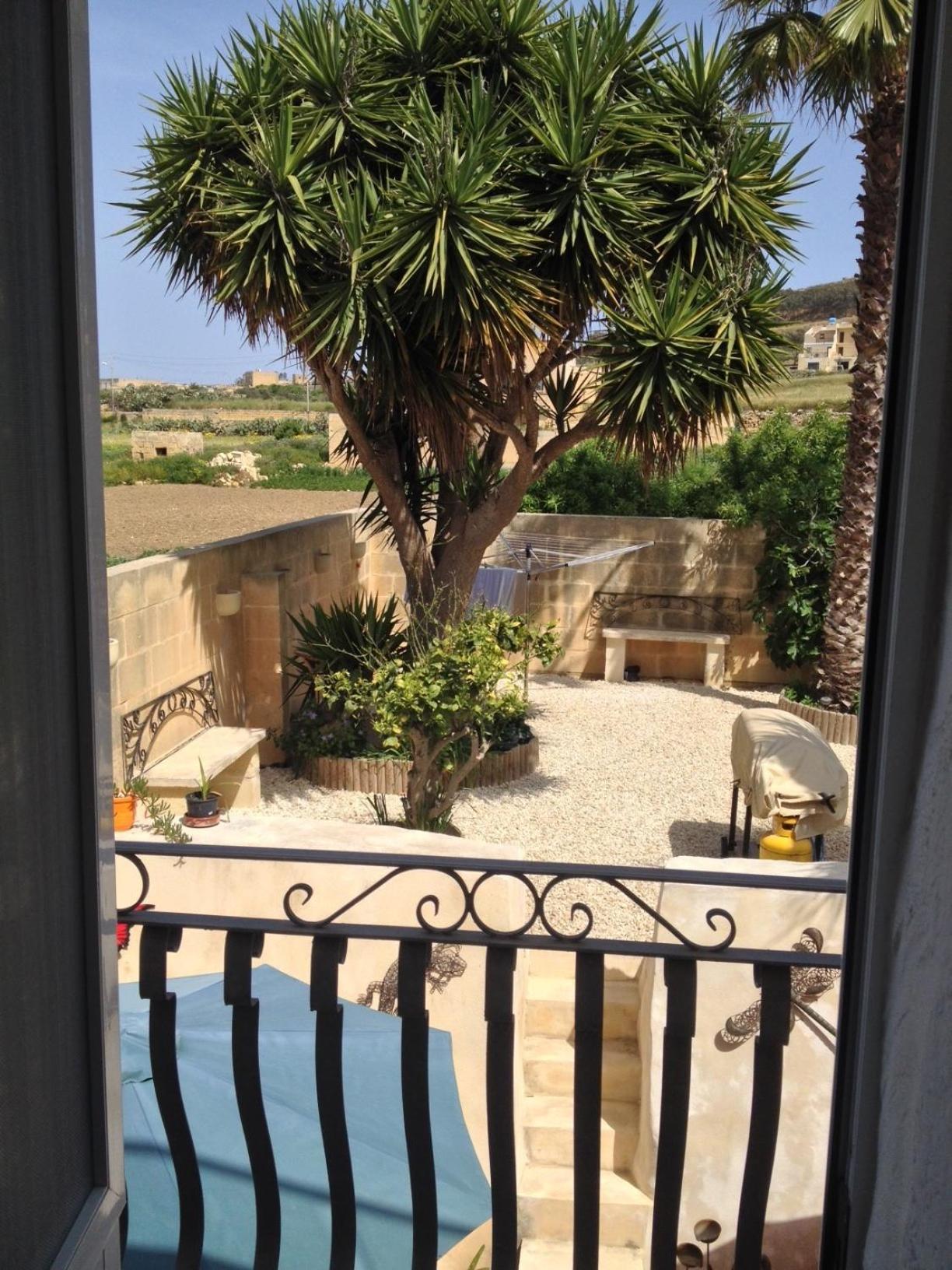 Anna Karistu Accommodation Kerċem Εξωτερικό φωτογραφία