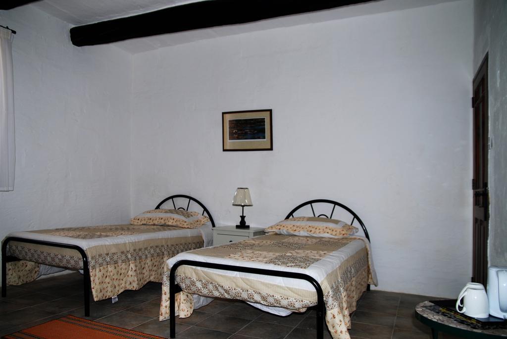 Anna Karistu Accommodation Kerċem Εξωτερικό φωτογραφία